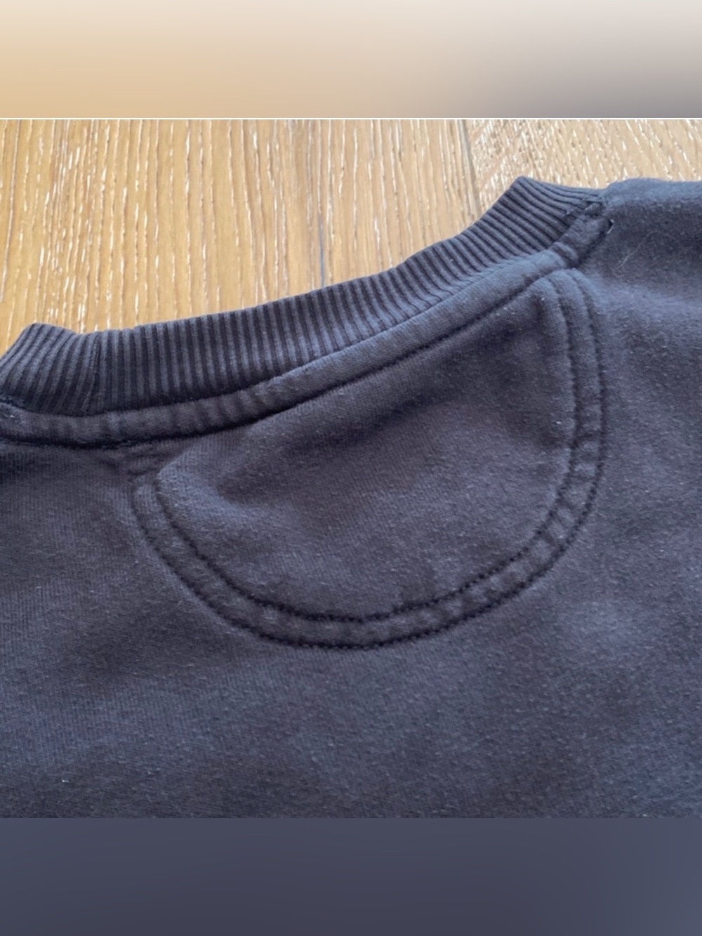 American Eagle Funday Sweatshirt (Small) - Picture 3 of 10